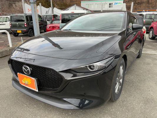 【令和10年1月頭まで可能】　マツダ3　ファストバック　/黒　BP8P-110231